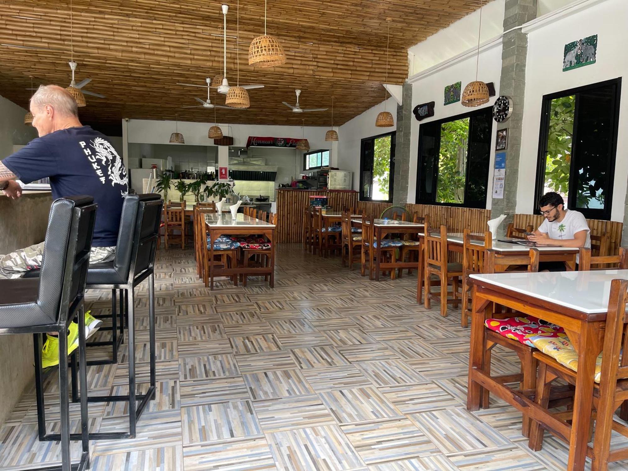 Lotus Bleu Resort & Restaurant Rawai Luaran gambar